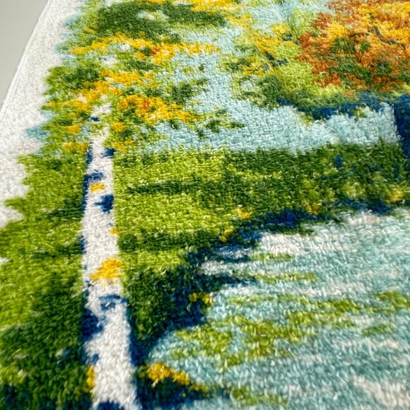 Vintage 1980s face towel, scenic forest print, fringed - Picture 3 of 9